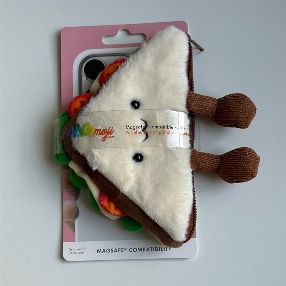 NWT Magmoji Sandwich MagSafe compatible wallet